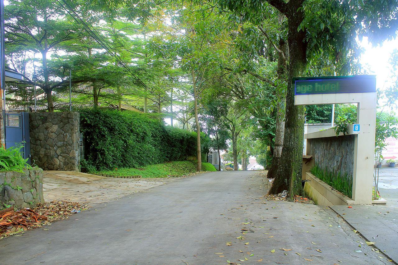 Zen Rooms Bukit Tunggul Bandung Exteriör bild