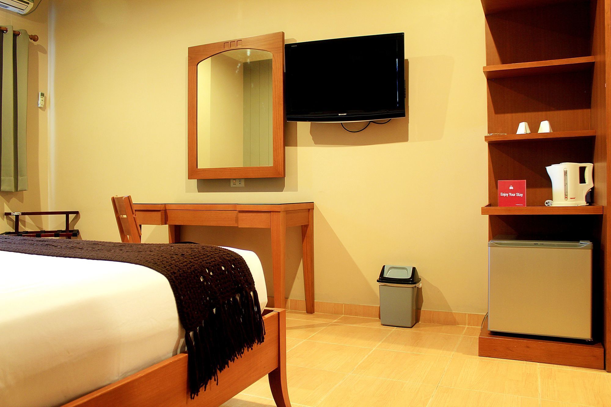 Zen Rooms Bukit Tunggul Bandung Exteriör bild