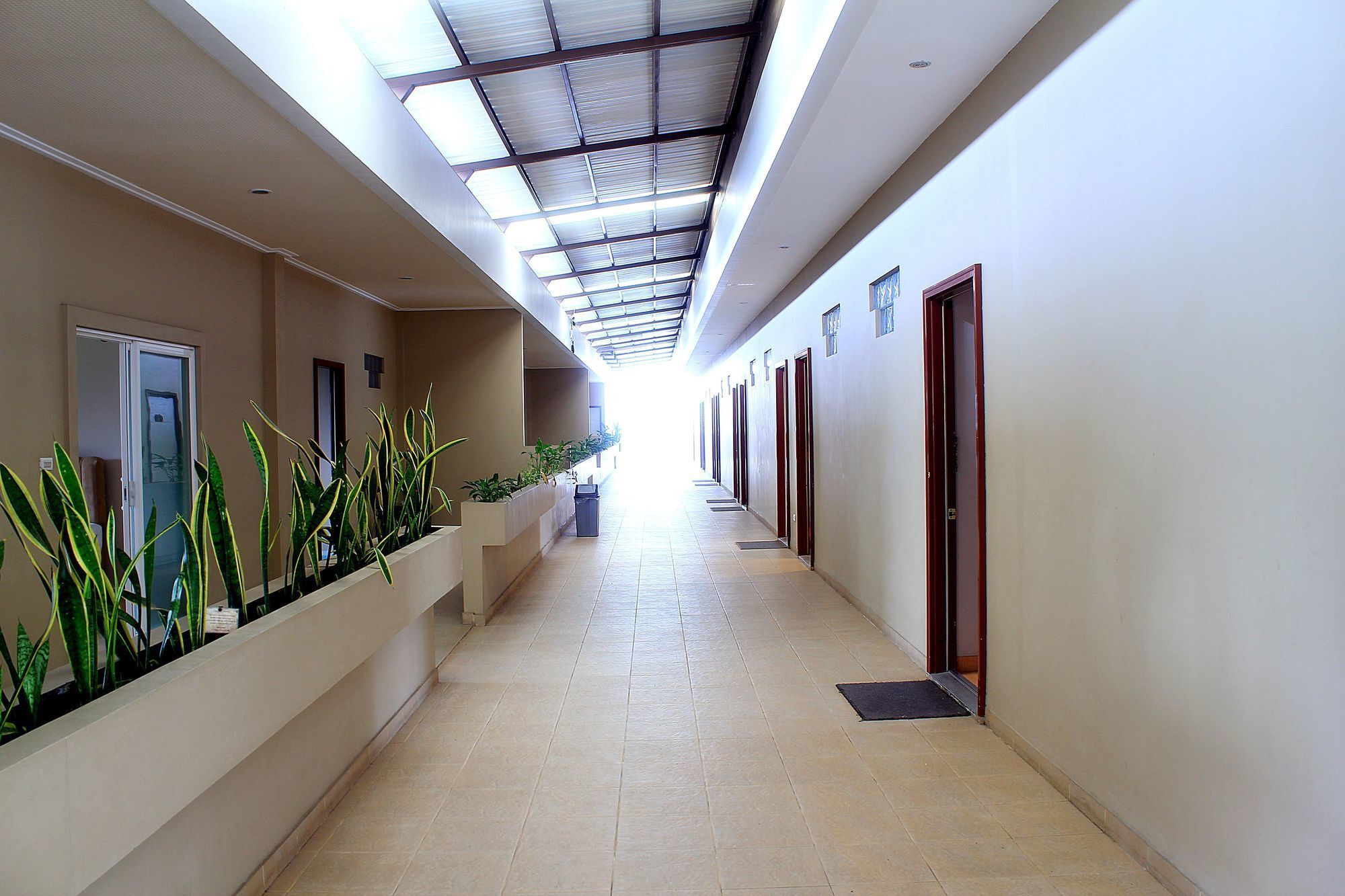 Zen Rooms Bukit Tunggul Bandung Exteriör bild
